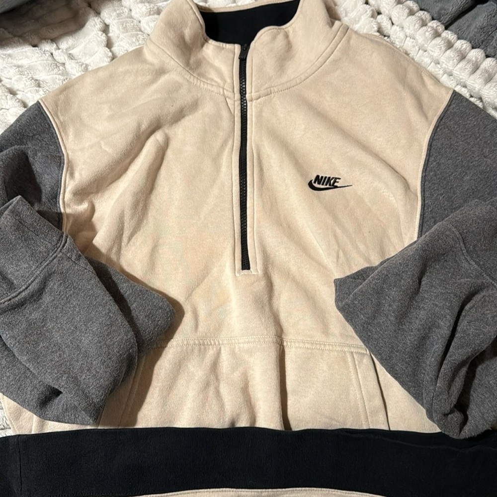 Nike Crewneck Women’s Size XXL